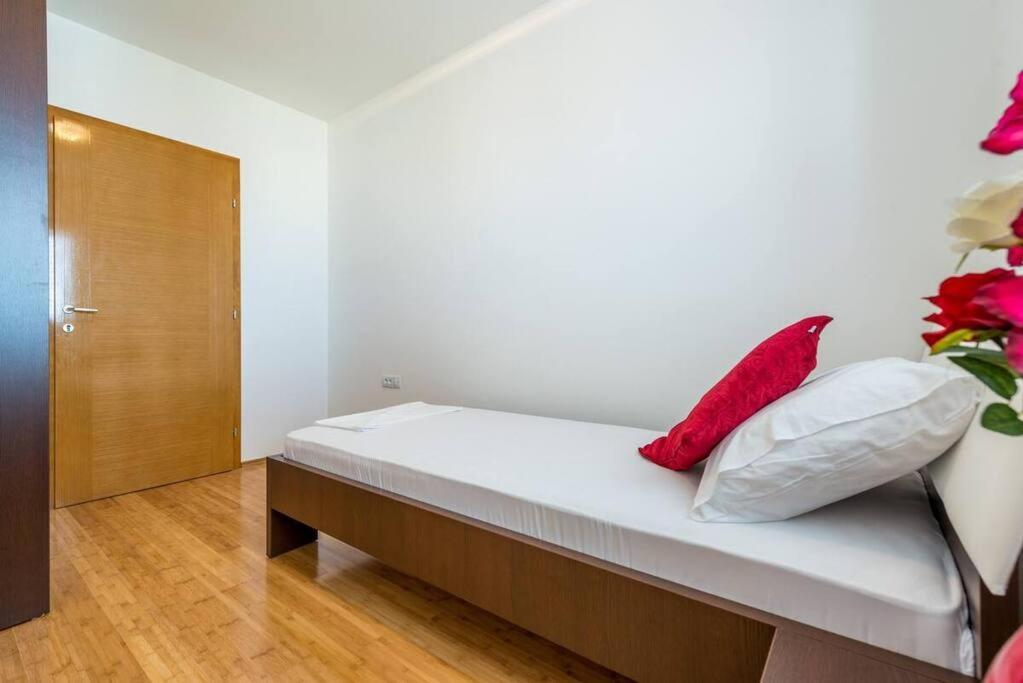Apartment Belvedere With Magnificent Sea View Terrace Ντουμπρόβνικ Εξωτερικό φωτογραφία